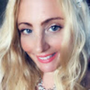 Meet your Posher, Candace